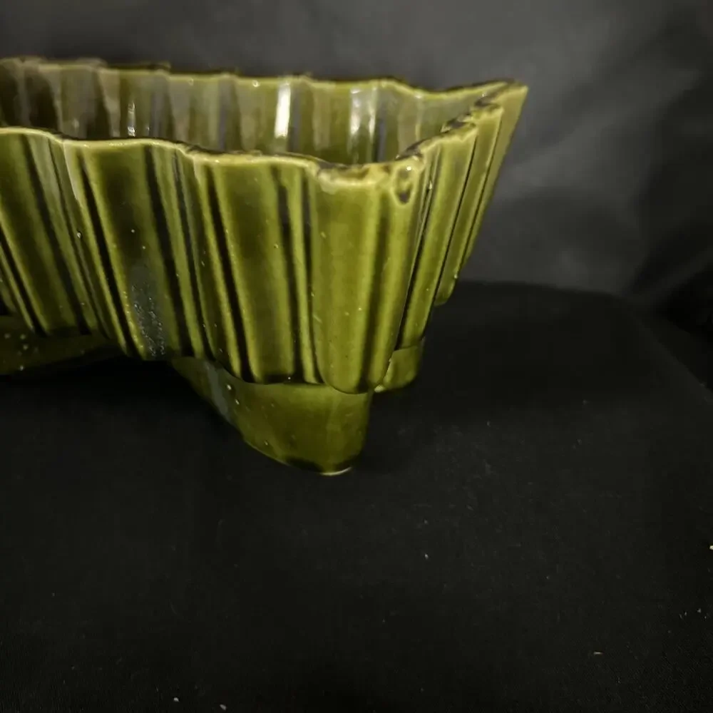 Vintage UPCO Avocado Green Planter #161 MCM Ungemach Pottery USA 8